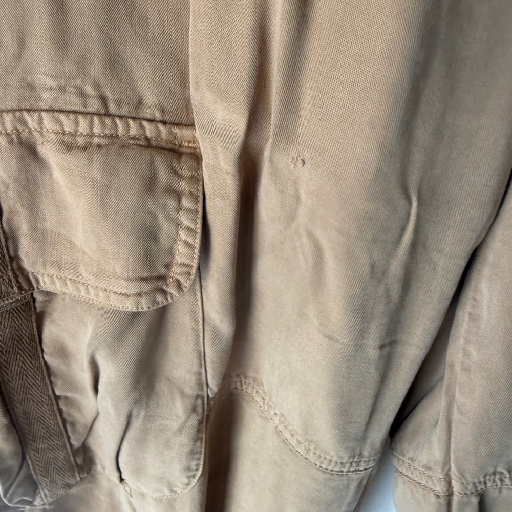 J Jill Women's 12P Petite Cargo Capri Pants Button Lagen Artsy Light Miniamlist - Picture 3 of 11
